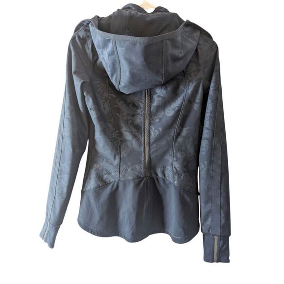 LULULEMON ATHLETICA Keep It Up Jacket In Laceoflage Embossed Inkwell/Inkwell Siz - Picture 9 of 10